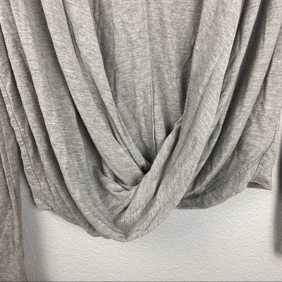 Tobi Brand Open Front Pullover Hoodie Sweater - Picture 3 of 6